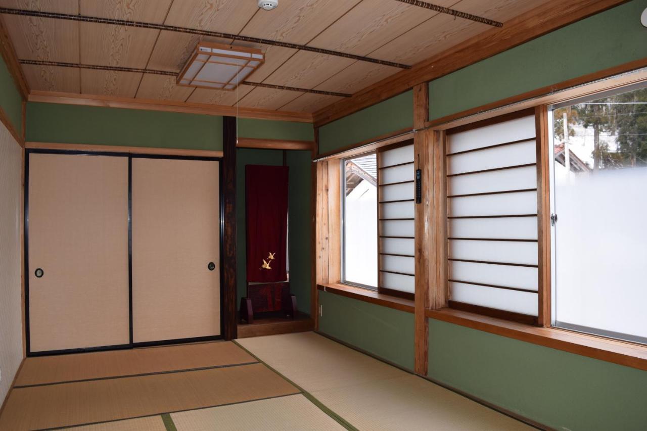 Hotel Gokayama Base à Nanto Extérieur photo